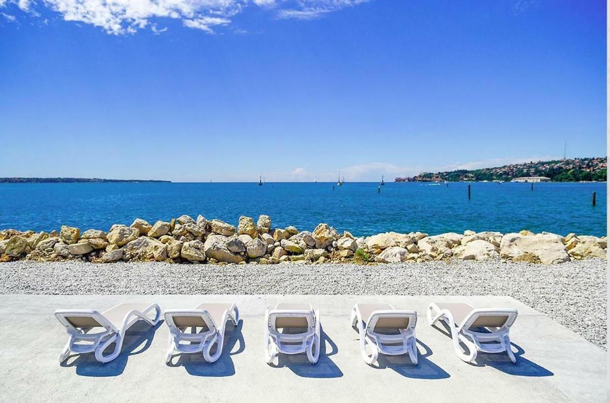 Stella Blue Floating House Portoroz Hotel Kültér fotó